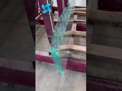 কম লোহার টার্ডেড গ্লাস 3 মিমি থেকে 22 মিমি পাওয়া যায়